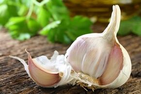 garlic as a means of removing papillomas